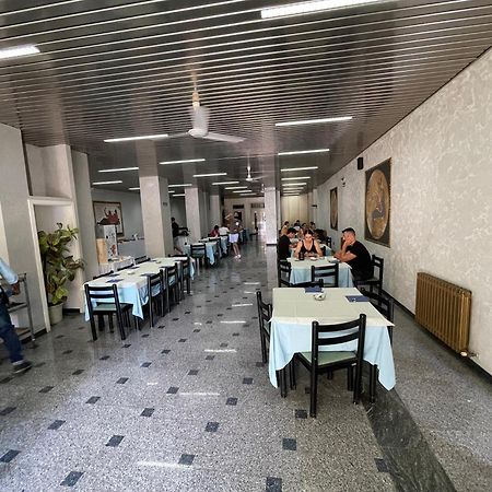 Hotel Atena Чиро-Марина Экстерьер фото