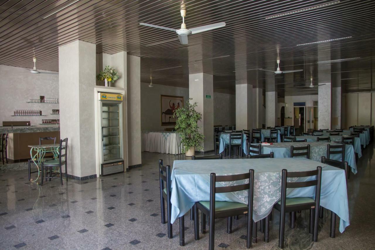 Hotel Atena Чиро-Марина Экстерьер фото