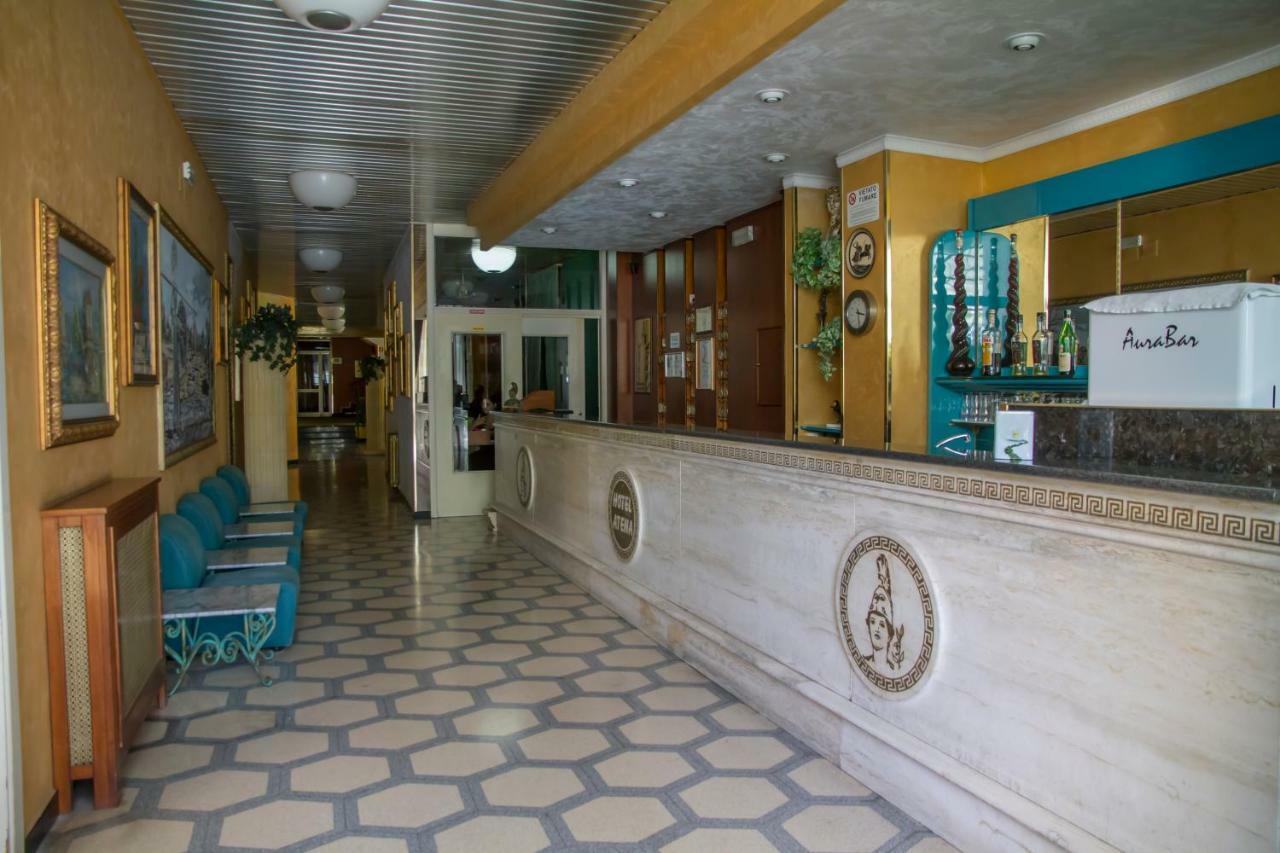 Hotel Atena Чиро-Марина Экстерьер фото